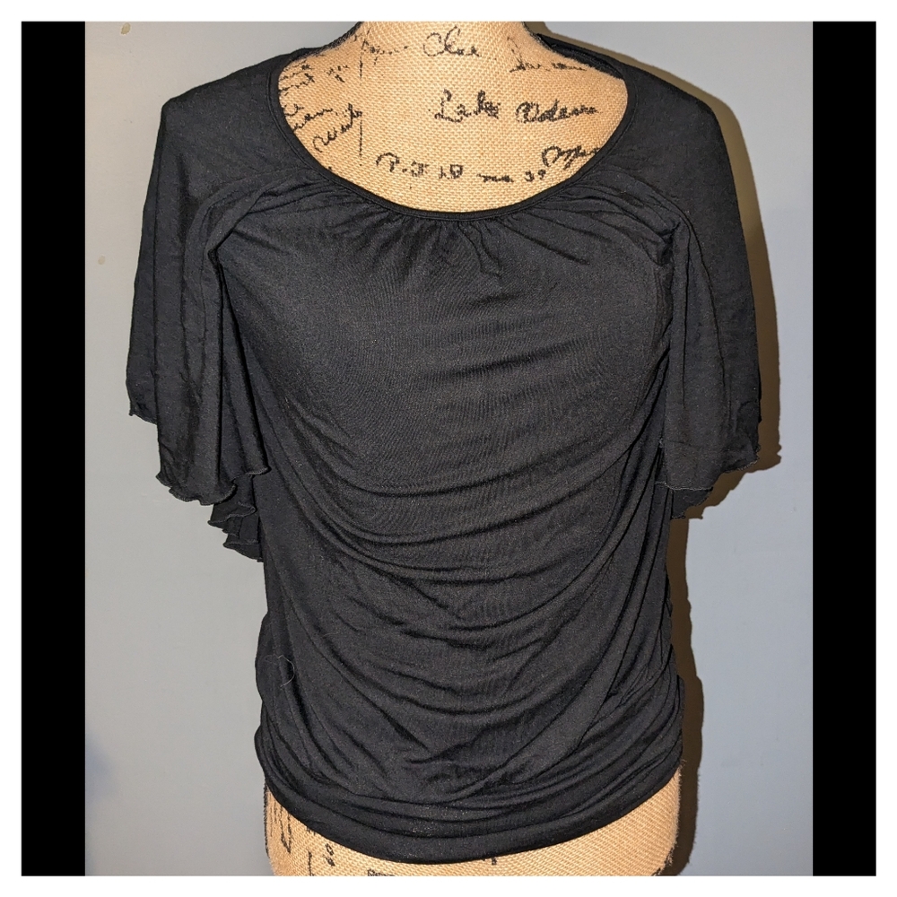 Cable & gauge small black buttery sleeve top